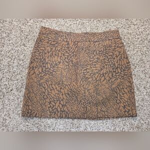 Loft Petite 8 Tan And Grey Animal Patteren Mini Skirt